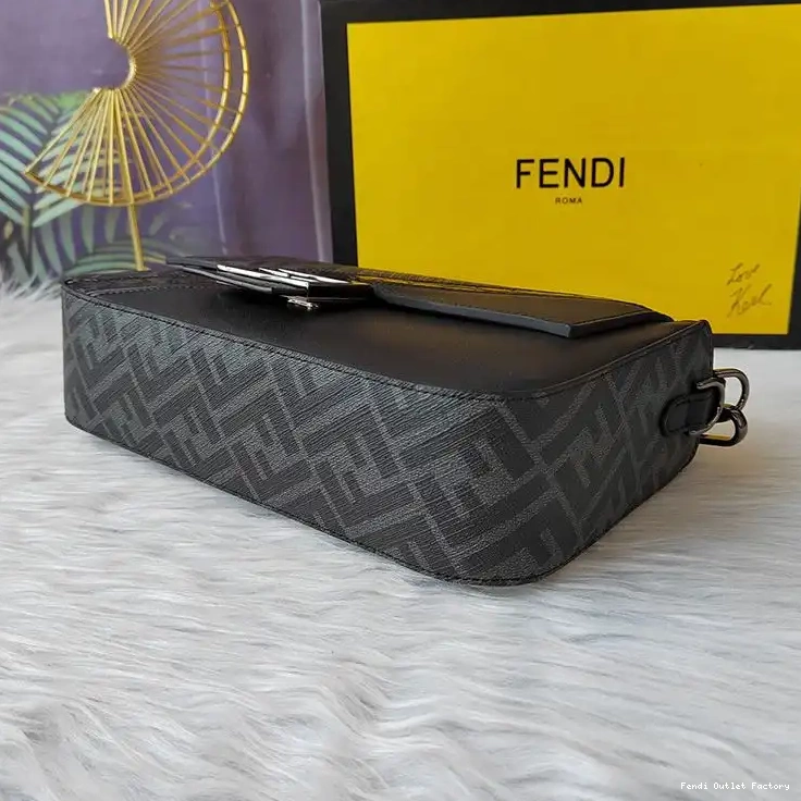 Vintage HOT FF Fabric Fendi Motif In Bag Medium Black Baguette 0507